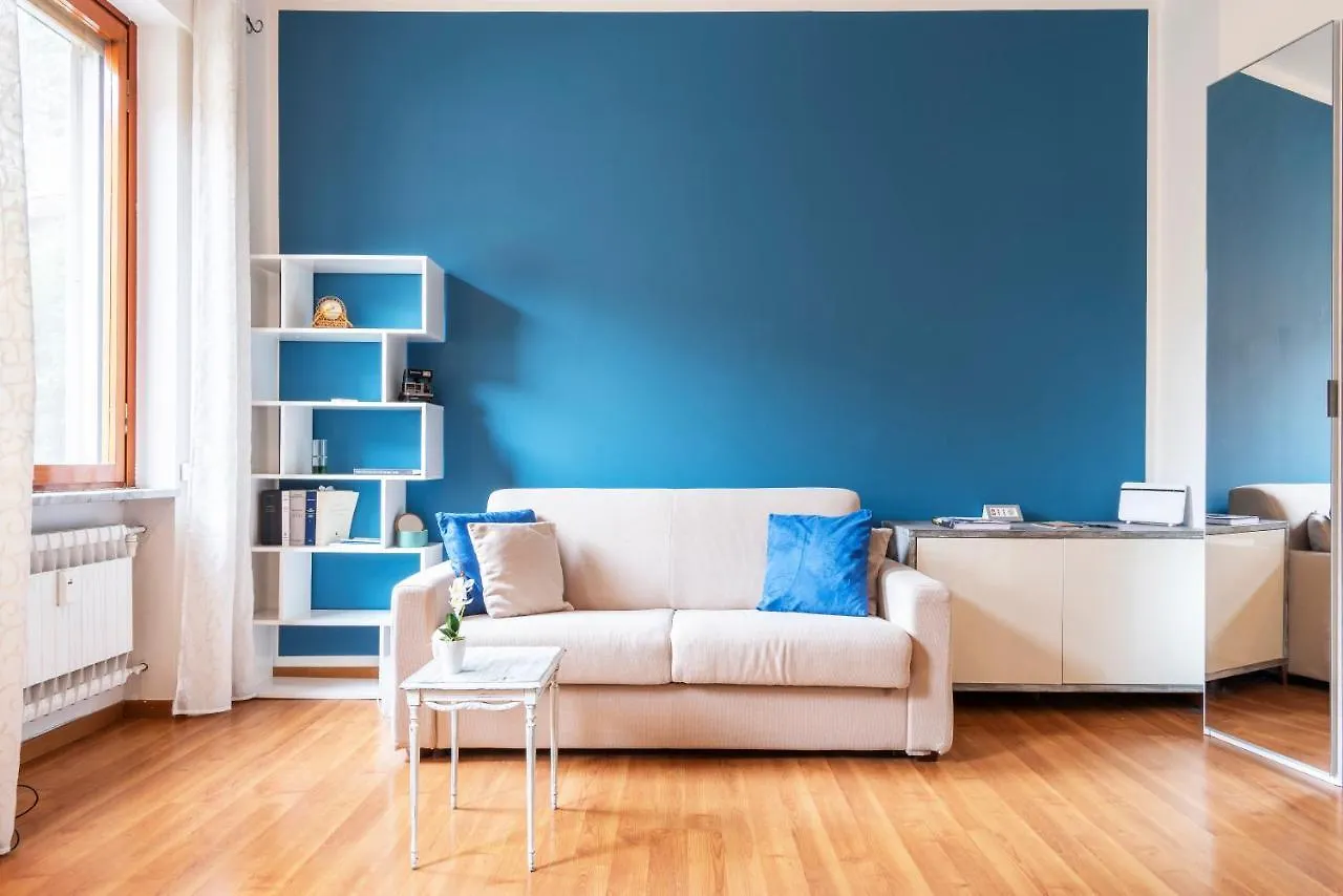 Casa Blu Flexyrent Apartment Wifi - No Ac Милан Италия