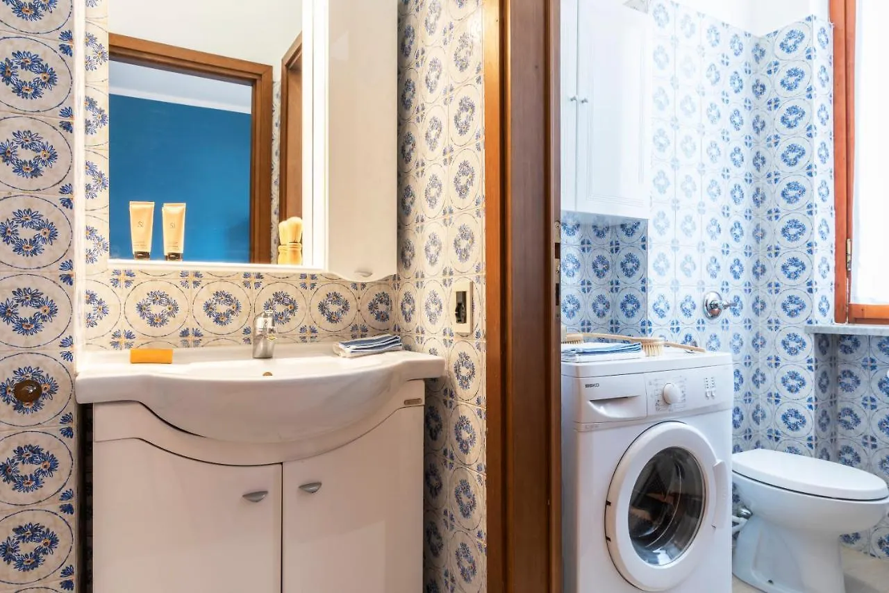 Casa Blu Flexyrent Apartment Wifi - No Ac Милан